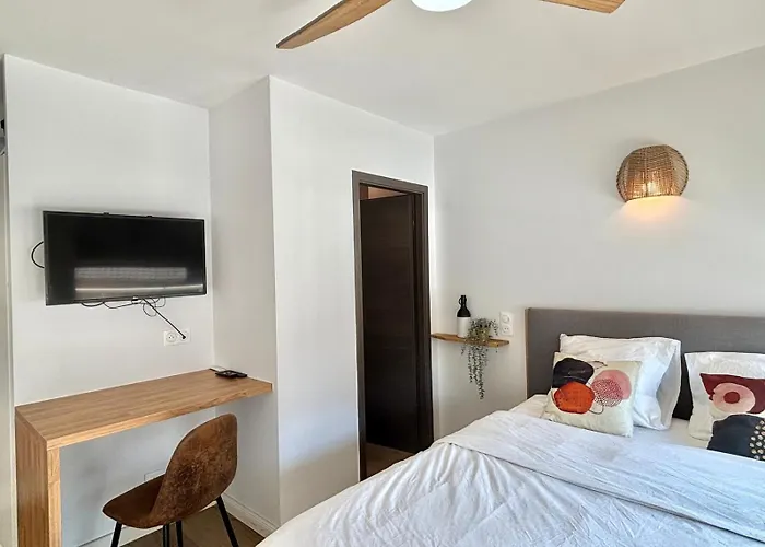 M116 Joli Cocon Chic Avec Balcon * Annemasse